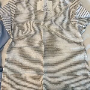 notPERFECTLINEN Black and White Short Sleeve Tee